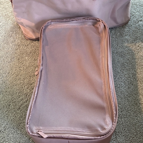 BEIS mini convertible weekender bag - Picture 2 of 9